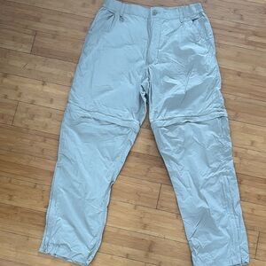 Cabela's Men's Light Beige Cargo Pants